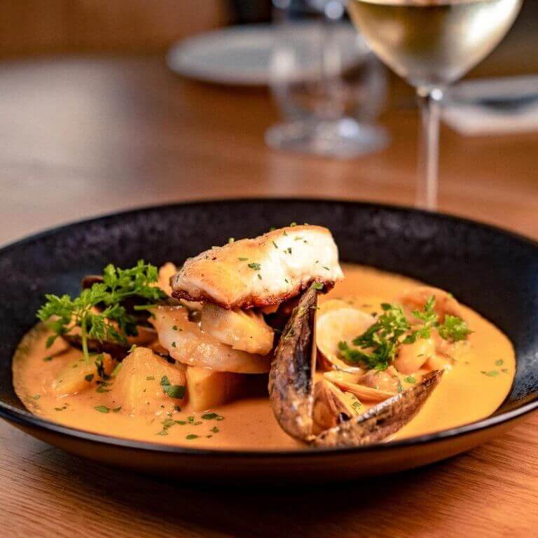 Swells Terrigal Coastal/Beachside Love Central Coast